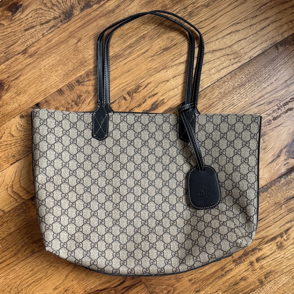 Gucci Beige and Black GG Signature Tote reversible